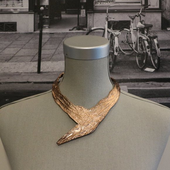 SALE! 🔥 Rose Gold Asymmetrical Statement Necklace